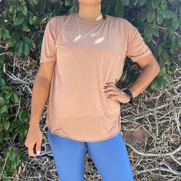 ALO Yoga Tops - ALO Yoga top